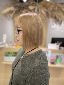 アヴァンス 京橋店(AVANCE) ハイトーンボブ