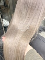 ジィルム(XELM)&nbsp;ハイライトカラーミルクティーベージュレイヤーカット