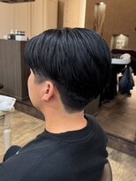 アルターリール(aL ter Rire)&nbsp;センターパート/スパイキーショート/ブルーブラック/杉田花乃