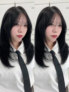 ジゼル(GiseL) ロング　ブルーブラック　　レイヤーカット