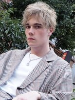 ギークス(GEEKS)&nbsp;【GEEKS渋谷】メンズハイトーン/ホワイトブロンド/刈り上げ/小顔