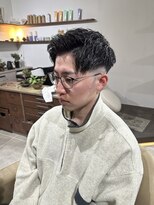 シラス(SiLasu) アップバングメンズショート×フェードスタイル