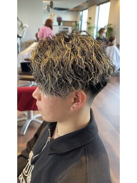 エスト(est.) ギャングスパイラル