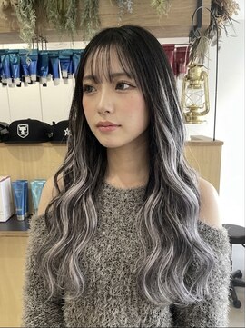 チオ(Chio) シールエクステで叶える!地毛を傷めないシルバーエクステ