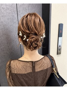 ミラ(Mila) パーマボブからのゆるふわシニヨン*お呼ばれヘアセット
