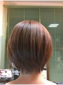 秋色ショートボブ