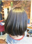 グレー×ベージュハイライトでニュアンスボブ♪神戸 岡本 