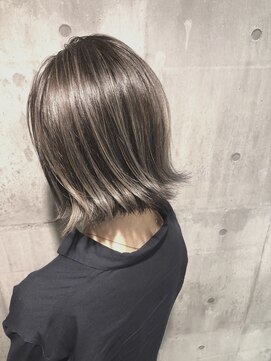 ホワイト 伊勢崎(WHITE) 人気No.1☆外国人風ハイライト☆ブルージュ☆