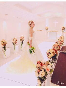 ヘアメイク ジェイエム ウェディングドレス・ロングベール