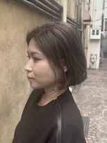 ビュートリアム 梅田(BEAUTRIUM)&nbsp;襟元スッキリ/前下がりボブ/20代/30代/40代