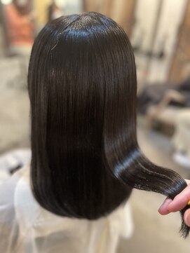 ロイジー(roijir) 【表参道　roijir】髪質改善トリートメント×ツヤヘア