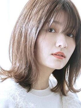 ヘアカフェ アティス(hair cafe Atease) ★外ハネミディアムボブ