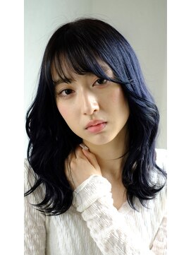 スリー スタンド(THREE STAND) 大人可愛いクビレレイヤースタイル