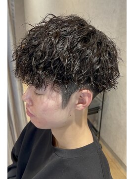 美容室 アクター ツイストスパイラルマッシュ