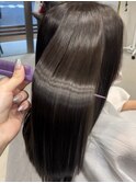 小顔ショートボブハイライトカラー大人ショートカット白髪ぼかし