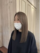 エイミーバイアフロート(amie by afloat) ワンレンカット×ベージュカラー