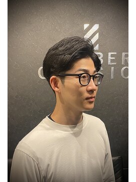 バーバークラシックス(BARBER CLASSICS) かきあげニュアンスパーマ