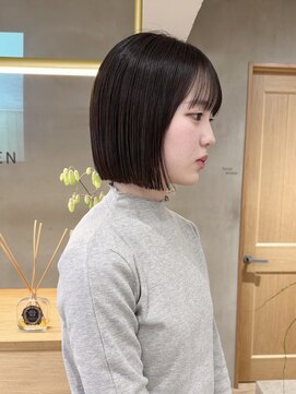 ローレン(LOREN) 黒髪/ボブルフ/ネビージュ/小顔/ワンレン/栄/髪質改善/前髪