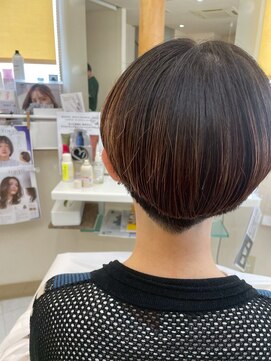 アップリップスダブリュー(Uplips.w) 夏におすすめ！大人可愛い小顔ショート＾＾