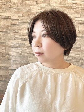 ログ ヘアー(LOG HAIR) 大人ショート