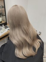 ウル 岡山駅店(ULu.)&nbsp;ハイトーンホワイトミルクティーベージュヌーディーカラー岡山駅