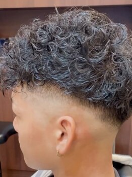 最短ルートで垢抜ける。髪、眉、髭。自信の『肌』を手に入れる。いつでもカッコいい自分へ。