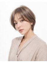 ウィールールピヴォクロス(WE RULE pivot cross)&nbsp;グレーベージュ×小顔丸みショートボブ