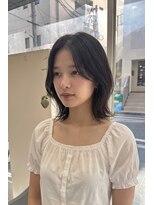トレ(tre.)&nbsp;黒髪ニュアンスミディボブ