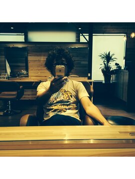 カシュカシュヘア(Cache-Cache hair) クリープパーマの進化系ネオクリープγ（ガ～ンマ！）仮名