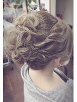 ビューティーサロンワタナベ 本店&nbsp;外国人風ヘアーセット