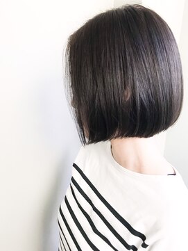 シカタ シーカ 鎌倉(CICATA/ShIKA.) 【CICATA関口/鎌倉】３Dカラージグザグバングモードミニマムボブ