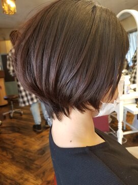 ベレッタ 楠葉店(veretta.) 【ボブヘア/大人ショート】横顔美人ショート  丸木 崇史/透明感