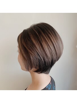 カットハウス ピックアップ(cut house PICK UP) バレイヤージュショート