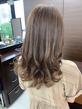 メルシー 福岡天神店(Merci) ナチュラルベージュ