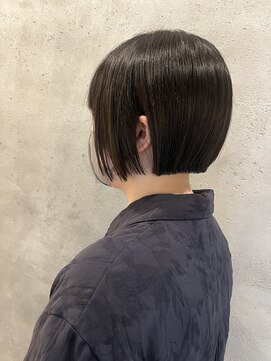 ザ ラボ アングゥ(The Labo ungu) ぱつっとbob