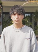 藤沢ツーブロック刈り上げナチュラル束感ショートパーマ