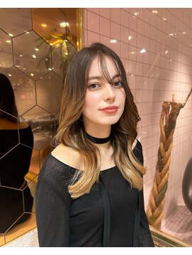 ルームバイシー 新宿(Loom. by Sea) 小顔顔周りカット×レイヤー【新宿美容室/髪質改善/韓国】