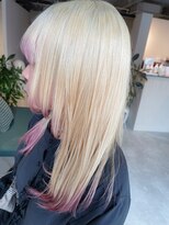 ギネス(Giness)&nbsp;ブロンド×裾カラーピンク【小顔/ワンレン/ボブルフ】