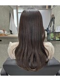 オリーブグレージュ
