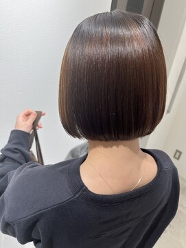 フレームプラス 御堂筋難波店(FRAME +) ミニボブで襟足スッキリ