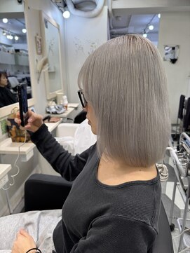 ラピス 池袋(Lapis) 究極のホワイトシルバー