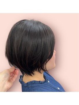 ファンプラス(FUN +) ショートボブ