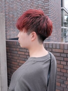 アーシェ 横浜店(A'SHE) メンズマッシュ　ガーネットレッド　横浜駅きた東口　4分