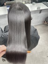 シンシア 新宿(CYNTHIA)&nbsp;【CYNTHIA/SUZUKA】髪質改善/ブルーブラック/縮毛矯正