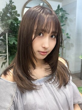 サンク 原宿 表参道(cinq) ハイトーンダブルカラーヘーゼルベージュオリーブベージュカラー