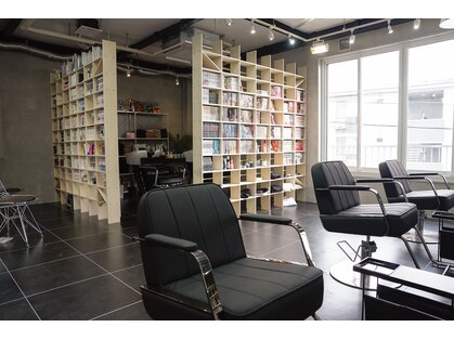 ヨムニノクチ(YOMUニノ口)の写真