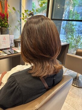 【中村】モカベージュ×ミディアムウルフ