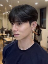 ノラキチジョウジ(NORA KICHIJOJI)&nbsp;黒髪ラウンドマッシュダウンパーマツーブロックワックスなし