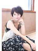 ナチュラルハイライトで簡単スタイリングショート