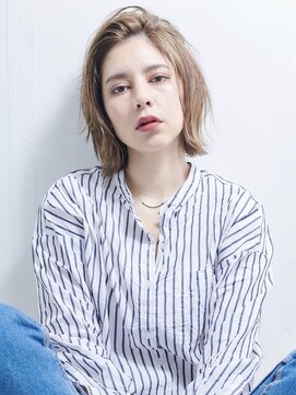 アップシーデイジー(upsy daisy) ヌーディーボブ